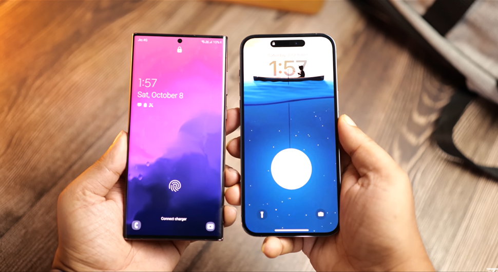 Samsung Poking Fun at Apple iPhone People Standing in Line